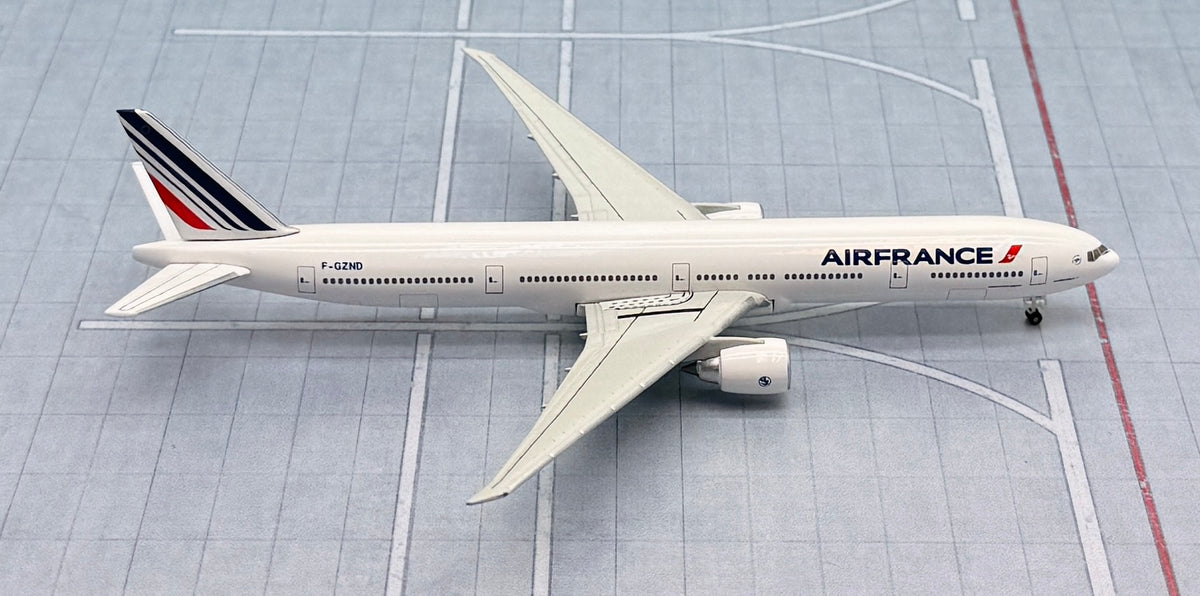 hogan JAL B777-300ER（JA737J）1/500 3226798525.jpg