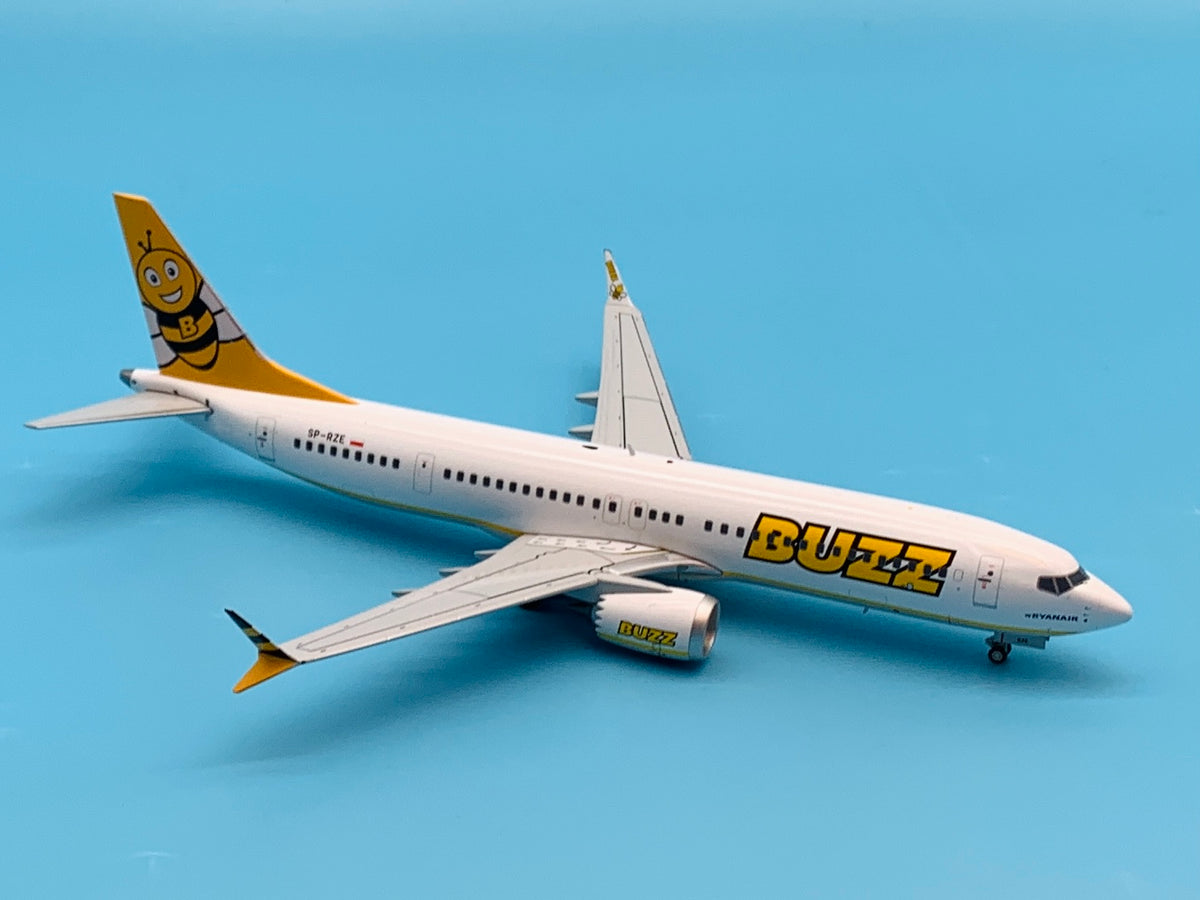 JC Wings 1/200 Buzz Poland Boeing 737-8 Max SP-RZB