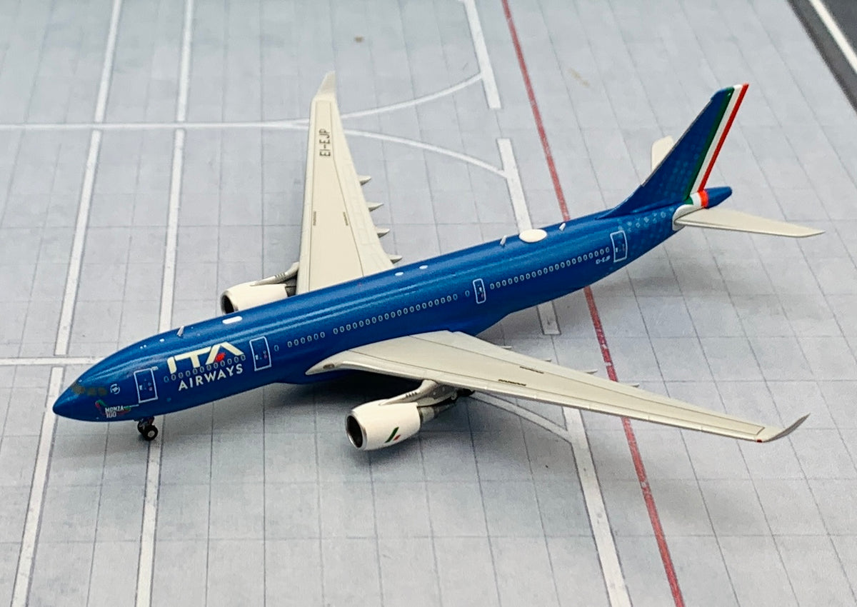 【新品】ITAAIRWAYS A330-200 1/400 Geminijets Amazon.com: GeminiJets ITA Airways for Airbus A330-200 EI