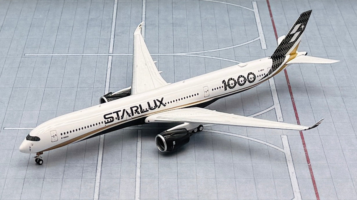 Phoenix Models 1/400 Starlux Airlines Airbus A350-1000 B-58551