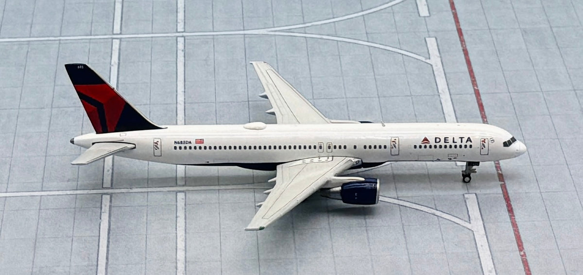 Delta Air Lines Boeing 757-200 N683DA GeminiJets GJDAL2097 Modelo A Escala 1:400 - La Tienda De - Foto 7