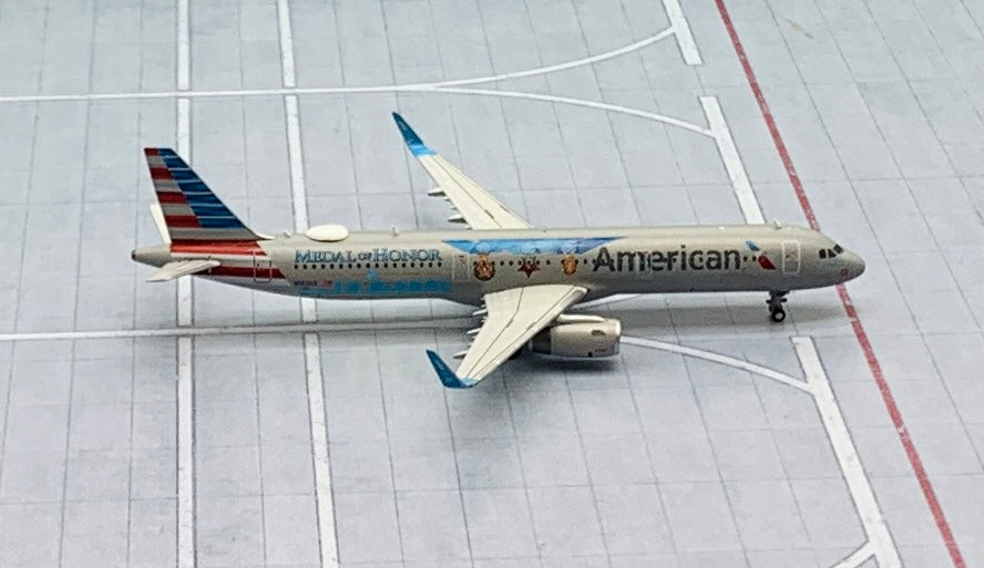 Gemini Jets 1/400 American Airlines A321S N167AN Flagship Valor/Medal