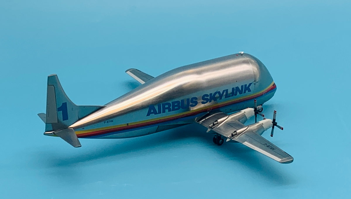 JC Wings 1/200 Airbus Industrie Aero-Spacelines 377SGT Super Guppy