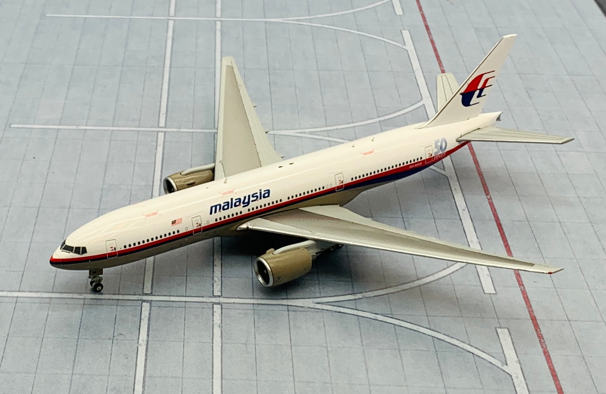 JC Wings 1/400 Malaysia Airlines Boeing 777-200ER 50 years 9M