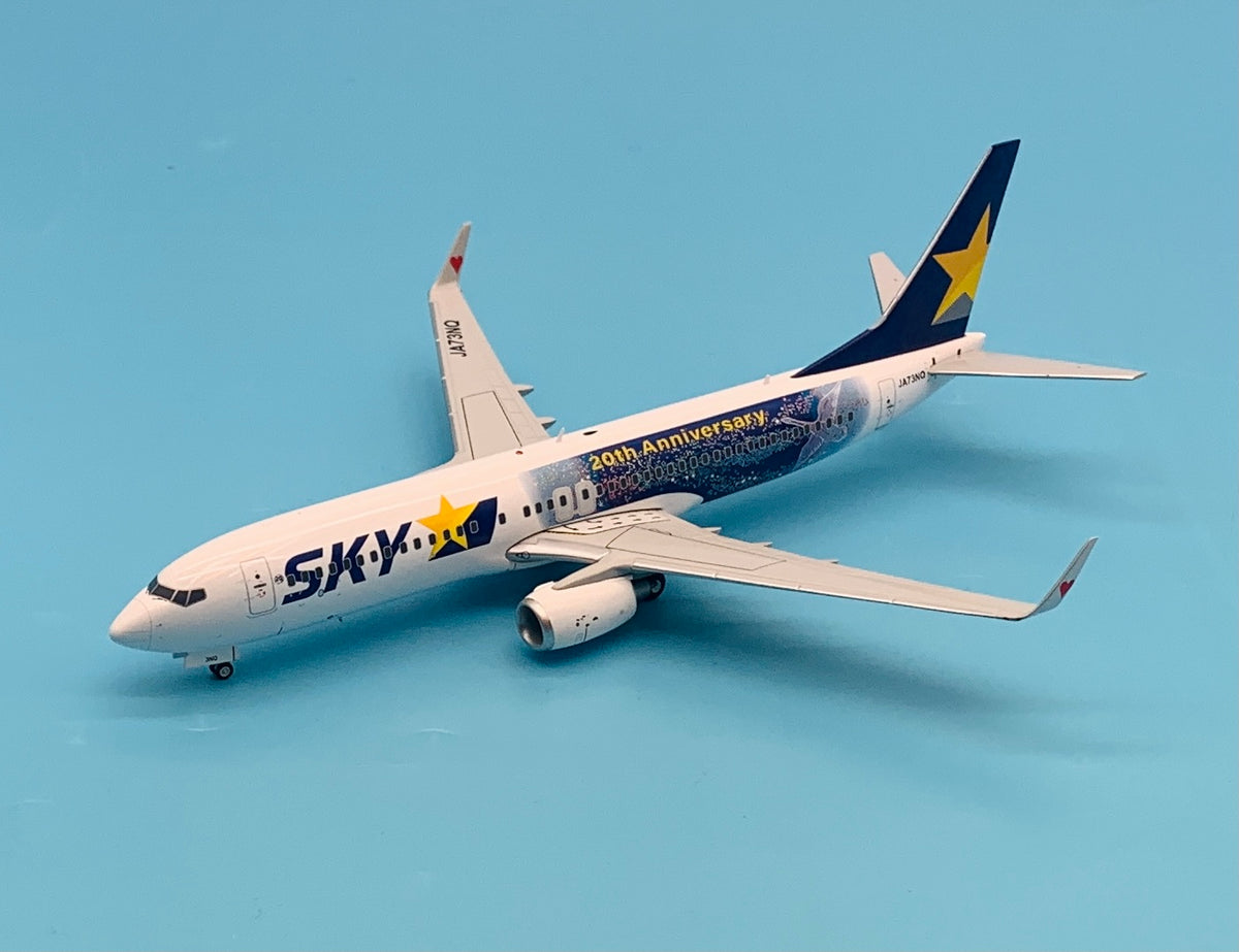 JC Wings 1/200 Skymark Airlines Boeing 737-800 20th Anniversary