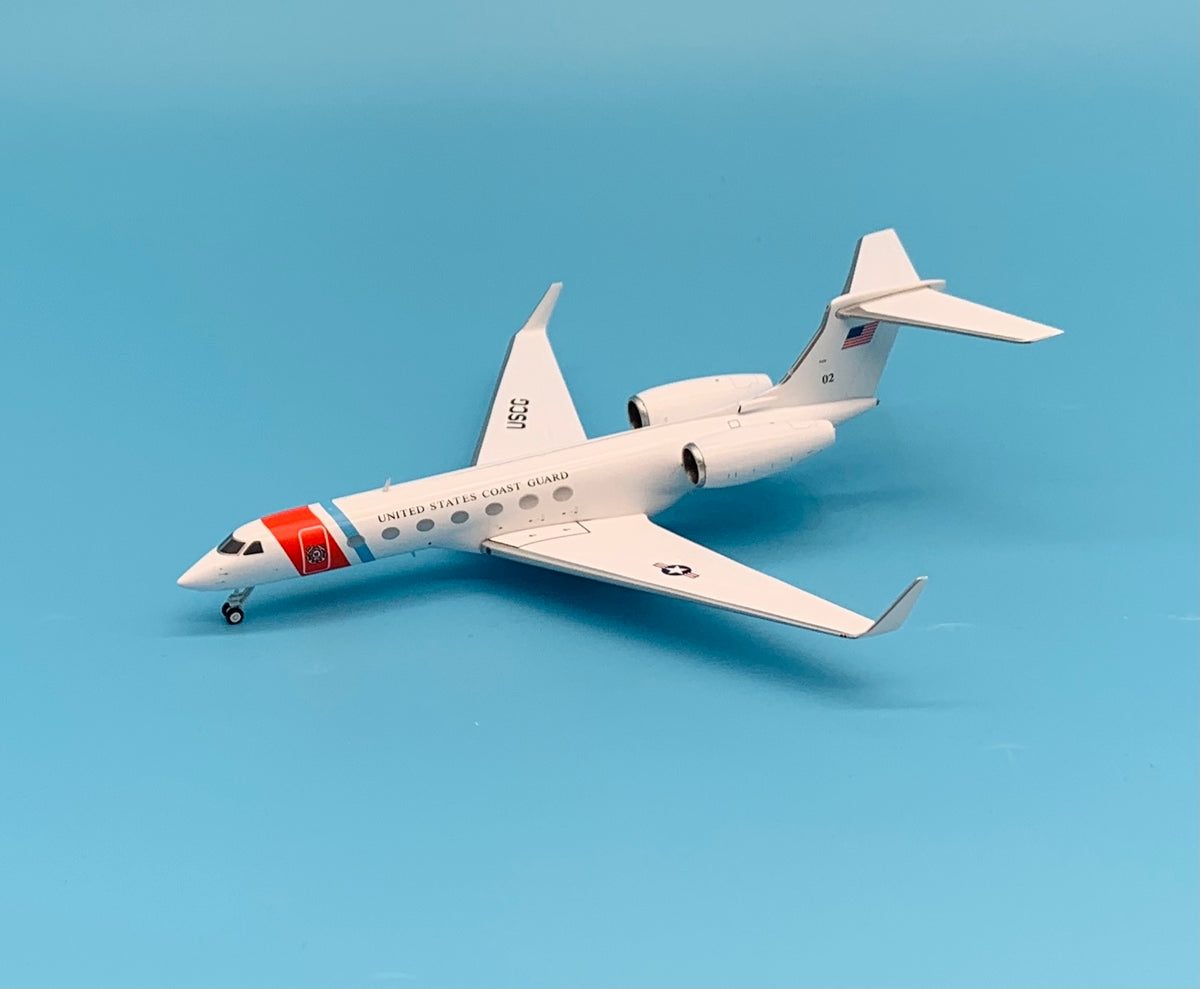 Gemini Jets 1/200 US Coast Guard Gulfstream C-37B G550 02