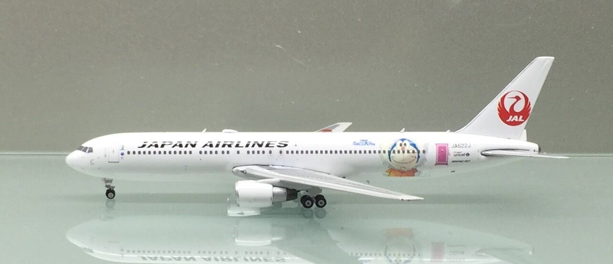 Phoenix 1/400 Japan Airlines JAL Boeing 767-300ER Doraemon 