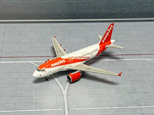 Load image into Gallery viewer, JC Wings 1/400 Easyjet Airbus A319 G-EZDN
