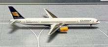 Load image into Gallery viewer, JC Wings 1/400 Icelandair Boeing 757-300 TF-FIX XX40459
