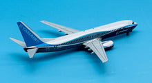 Load image into Gallery viewer, JC Wings 1/200 Ryanair Boeing 737-800 EI-DCL
