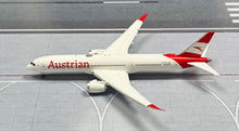 Load image into Gallery viewer, JC Wings 1/400 Austrian Airlines Boeing 787-9 OE-LPM flaps down

