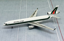 Load image into Gallery viewer, JC Wings 1/400 Alitalia Cargo McDonnell Douglas MD-11F I-DUPA
