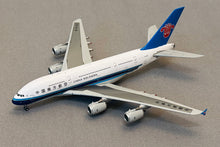 Load image into Gallery viewer, HX Models 1/400 China Southern Airlines Airbus A380 B-6140 A581505
