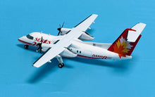 Load image into Gallery viewer, JC Wings 1/200 De Havilland Canada Dash 8-Q200 House Colour C-GGMP
