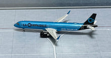 Load image into Gallery viewer, JC Wings 1/400 La Compagnie Airbus A321NEO F-HBUZ
