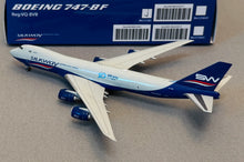 Load image into Gallery viewer, HX Models 1/400 Silk Way West Airlines Boeing 747-8F VQ-BVB B632501
