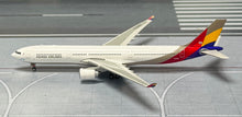 Load image into Gallery viewer, Phoenix Models 1/400 Asiana Airbus A330-300 HL8282

