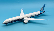 Load image into Gallery viewer, SQ Wings 1/200 Boeing Company 787-10 House Colour N528ZC L2040
