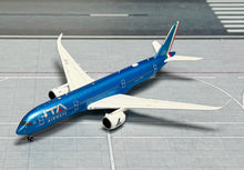 Load image into Gallery viewer, JC Wings 1/400 ITA Airways Airbus A350-900XWB EI-IFC
