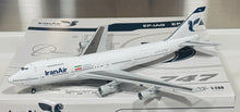 Load image into Gallery viewer, JC Wings 1/200 Iran Air Boeing 747-200M EP-IAG
