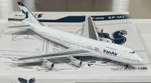 Load image into Gallery viewer, JC Wings 1/200 Iran Air Boeing 747-200M EP-IAG
