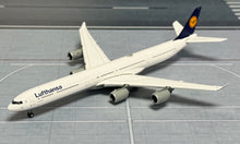 Load image into Gallery viewer, YY Wings 1/400 Lufthansa Airbus A340-600 D-AIHZ flaps down
