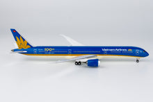 Load image into Gallery viewer, NG models 1/400 Vietnam Airlines Boeing 787-10 VN-A873 56016 100th
