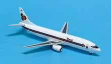 Load image into Gallery viewer, JC Wings 1/200 Thai International Airways Boeing 737-400 HS-TDL XX20131
