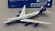 Load image into Gallery viewer, HX Models 1/400 Silk Way West Airlines Boeing 747-8F VQ-BVB B632501
