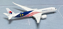 Load image into Gallery viewer, JC Wings 1/400 Malaysia Airlines Airbus A350-900XWB 9M-MAG
