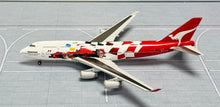 Load image into Gallery viewer, JC Wings 1/400 Qantas Boeing 747-400 Formula One VH-OJC
