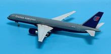 Load image into Gallery viewer, JC Wings 1/200 United Airlines Boeing 757-200 Battleship N537UA
