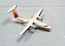 Load image into Gallery viewer, JC Wings 1/200 De Havilland Canada Dash 8-Q100 House Colour C-GGPJ
