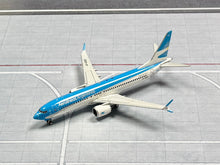 Load image into Gallery viewer, JC Wings 1/400 Aerolineas Argentinas Boeing 737-8 Max LV-GVD
