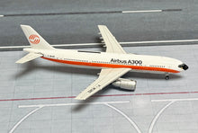 Load image into Gallery viewer, Phoenix 1/400 Airbus Industries A300B2-1C House Colour F-WUAD

