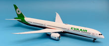 Load image into Gallery viewer, SQ Wings 1/200 Eva Air Boeing 787-10 B-17806 L2042
