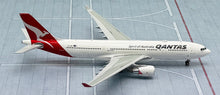 Load image into Gallery viewer, JC Wings 1/400 Qantas Airways Airbus A330-200 VH-EBN
