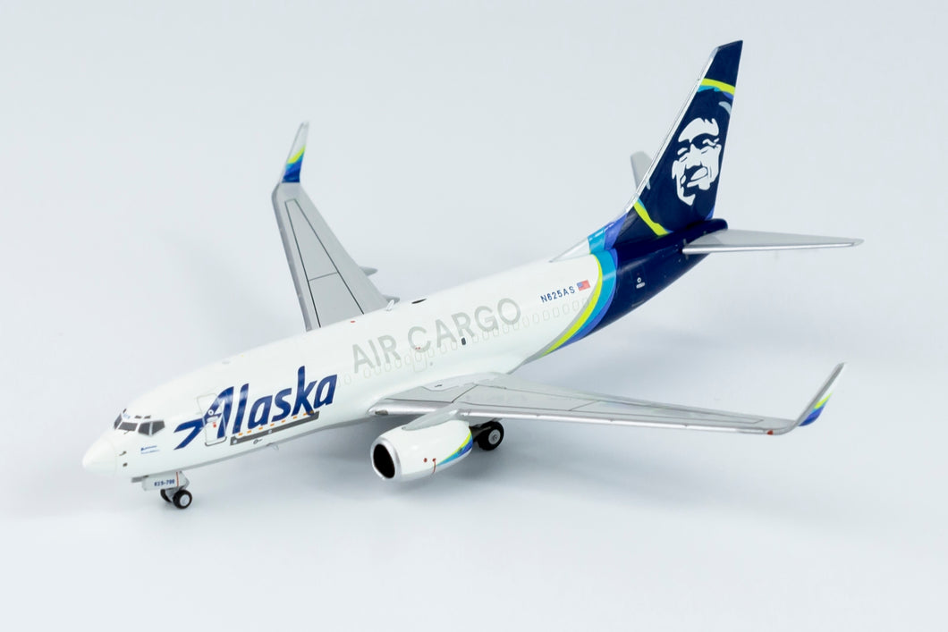 NG models 1/400 Alaska Air Cargo Boeing 737-700 N625AS 77018