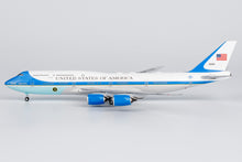 Load image into Gallery viewer, NG models 1/400 United States Air Force One VC-25B Boeing 747-8 30000 78040
