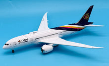 Load image into Gallery viewer, SQ Wings 1/200 Thai International Airways Boeing 787-8 HS-TQA
