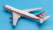 Load image into Gallery viewer, JC Wings 1/400 Boeing Company 747-100 House Colour N7470 First Prototype Museum Versionwith GSE set
