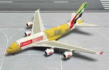 Load image into Gallery viewer, Gemini Jets 1/400 Emirates Courier Express Airbus A380 A6-EET
