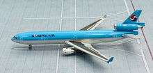 Load image into Gallery viewer, JC Wings 1/400 Korean Air McDonnell Douglas MD-11 HL7373
