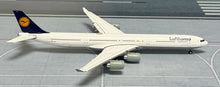 Load image into Gallery viewer, YY Wings 1/400 Lufthansa Airbus A340-600 D-AIHZ flaps down

