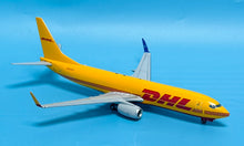 Load image into Gallery viewer, JC Wings 1/200 DHL Boeing 737-800 (BDSF) N737KT
