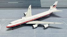 Load image into Gallery viewer, Gemini Jets 1/400 United States Air Force VC-25B Boeing 747-8 31000 Air Force One
