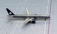 Load image into Gallery viewer, JC Wings 1/400 Aeromexico Boeing 757-200 N301AM

