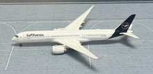 Load image into Gallery viewer, Gemini Jets 1/400 Lufthansa Airbus A350-900 D-AIXP

