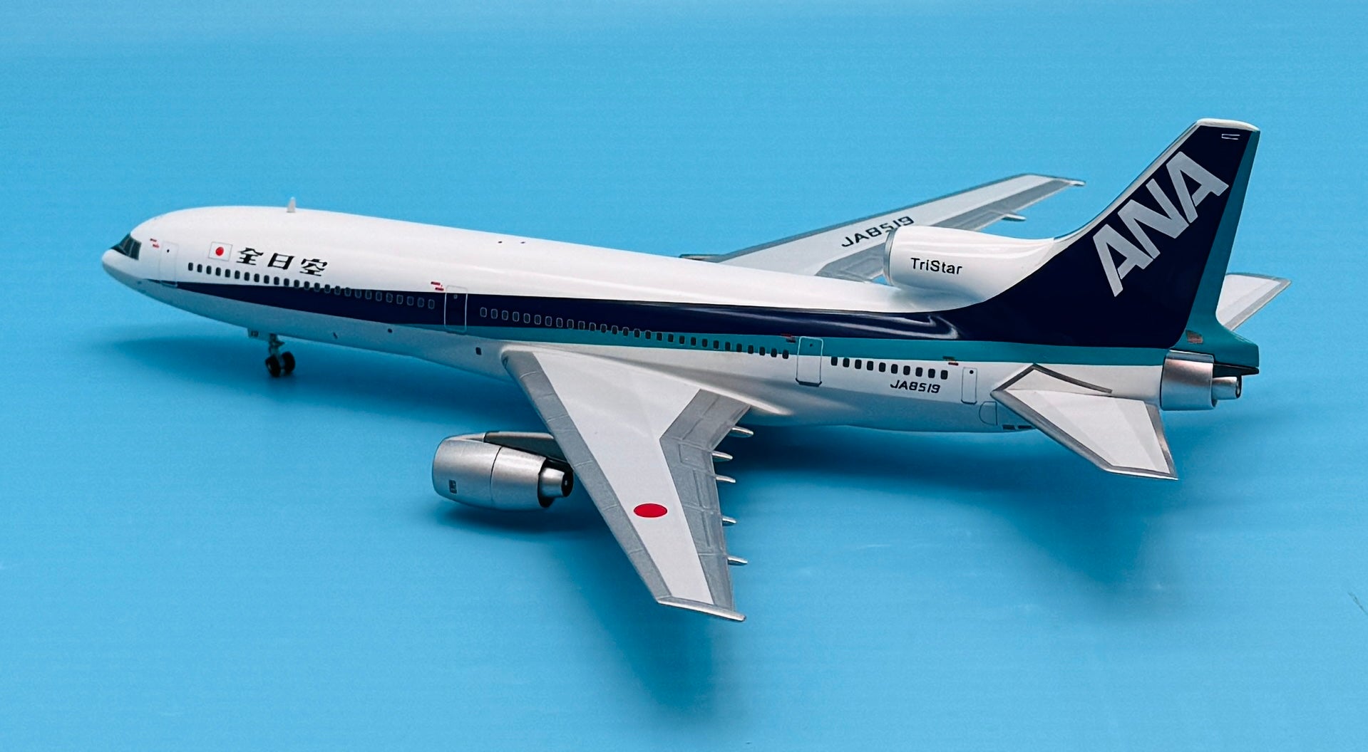 JC Wings Blue Box 1/200 ANA All Nippon Airways Lockheed Martin L