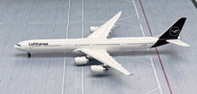 Load image into Gallery viewer, Gemini Jets 1/400 Lufthansa Airbus A340-600 D-AIHF
